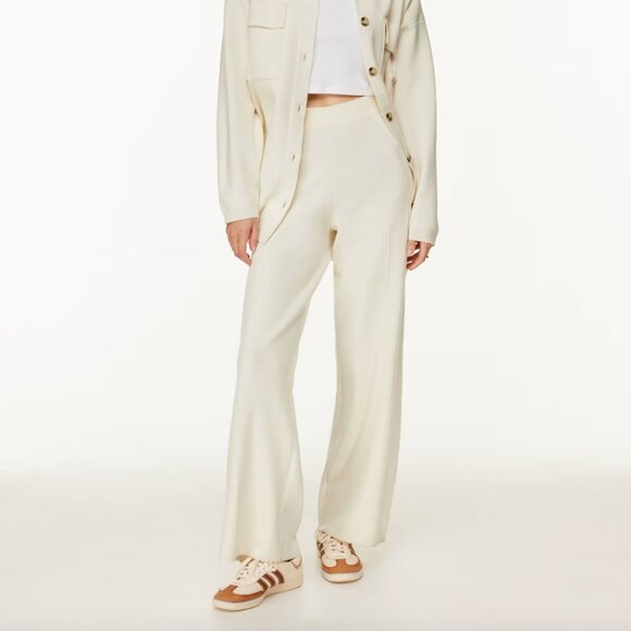 NWT Aritzia Babaton Souvenir White Wide Leg Knit Pants Size - Picture 1 of 5